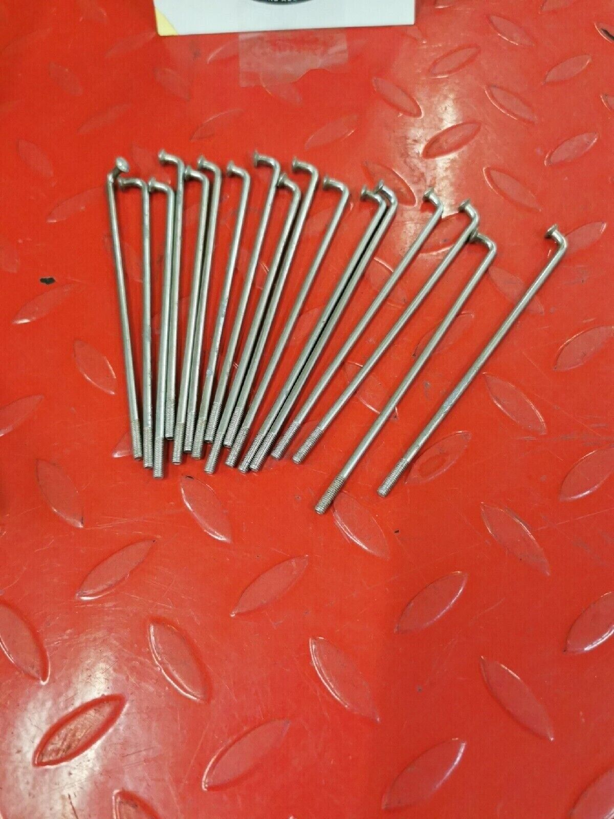 NOS YAMAHA YZ80 1975  SPOKE SET REAR  QTY 17   462-25304-00-00 Y52