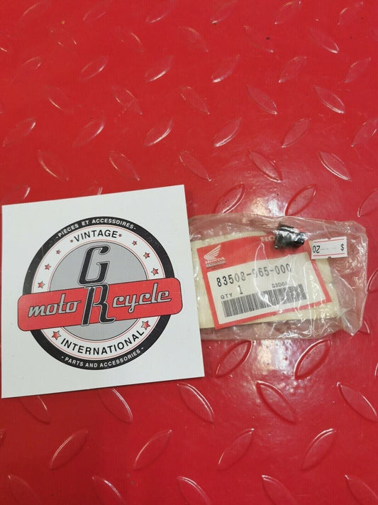 NOS Honda TRX350 TRX250 FL400 ATC250 ATC200 KEY BODY STOPPER 83508-965-000 H6
