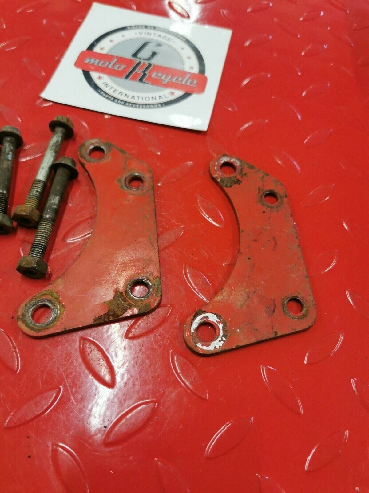 Honda XL80S 1984 motor engine mounting mount plate hanger bracket bolt hardware