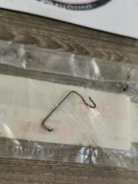 NOS YAMAHA PZ480S BR250S PZ500DXF CS340ED PZ500C CLAMP 90465-10189-00 Y108