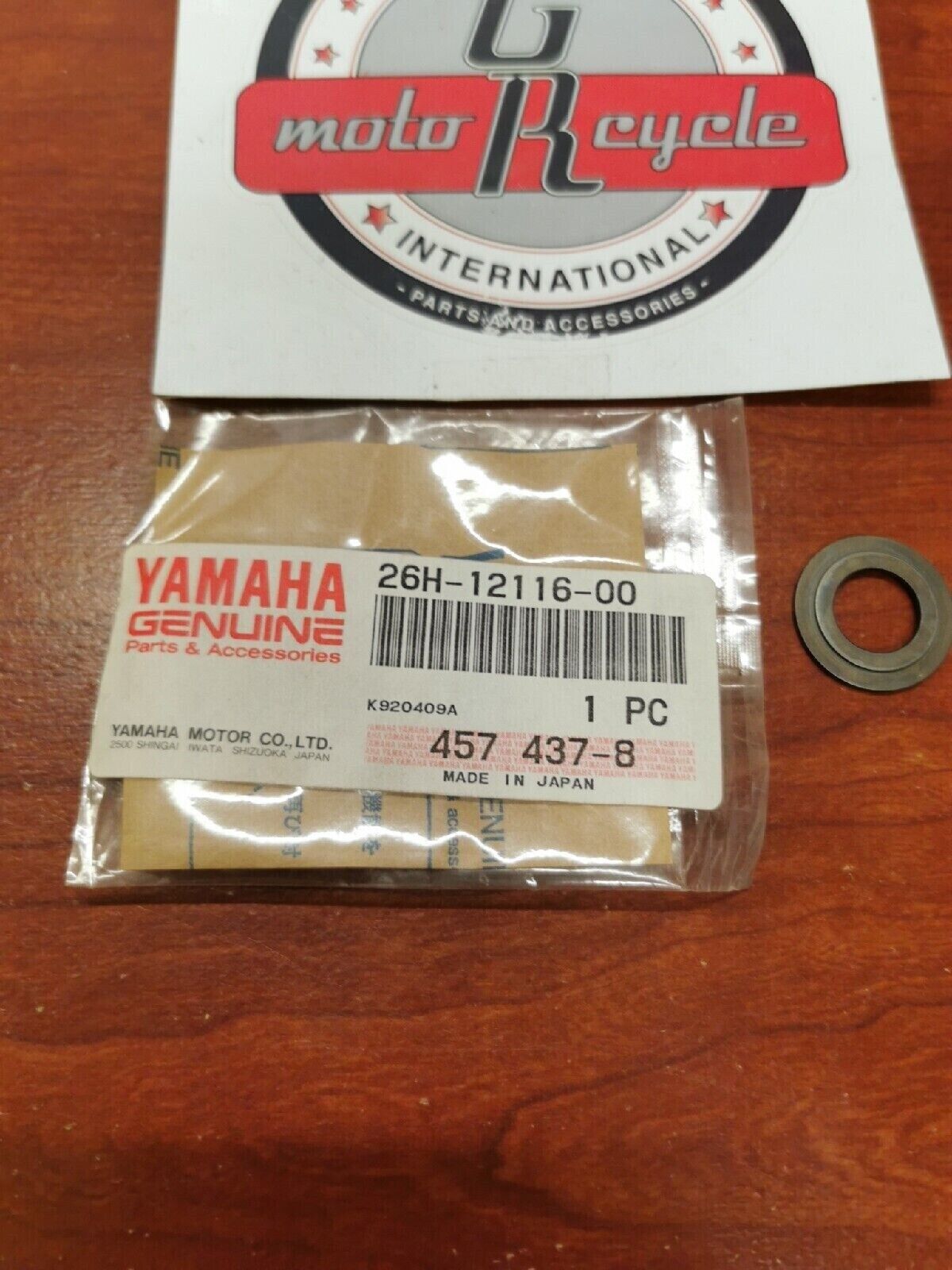 NOS Yamaha VALVE SPRING SEAT 26H-12116-00-00 Y71