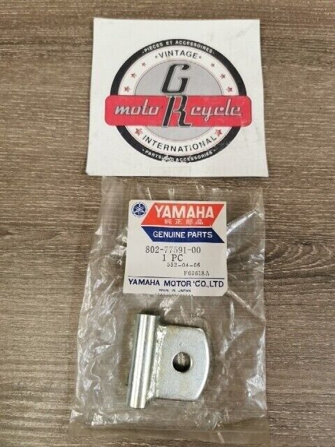 NOS YAMAHA GS300 PR440 SS433 SM292F GS340 BRACKET HITCH 1 802-77591-00-00 Y170