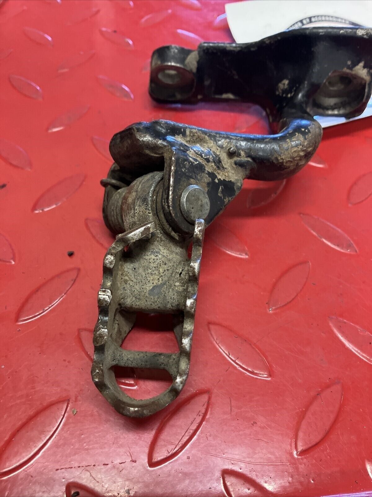 Honda XL350R 1986 right footpeg foot peg rest step arm