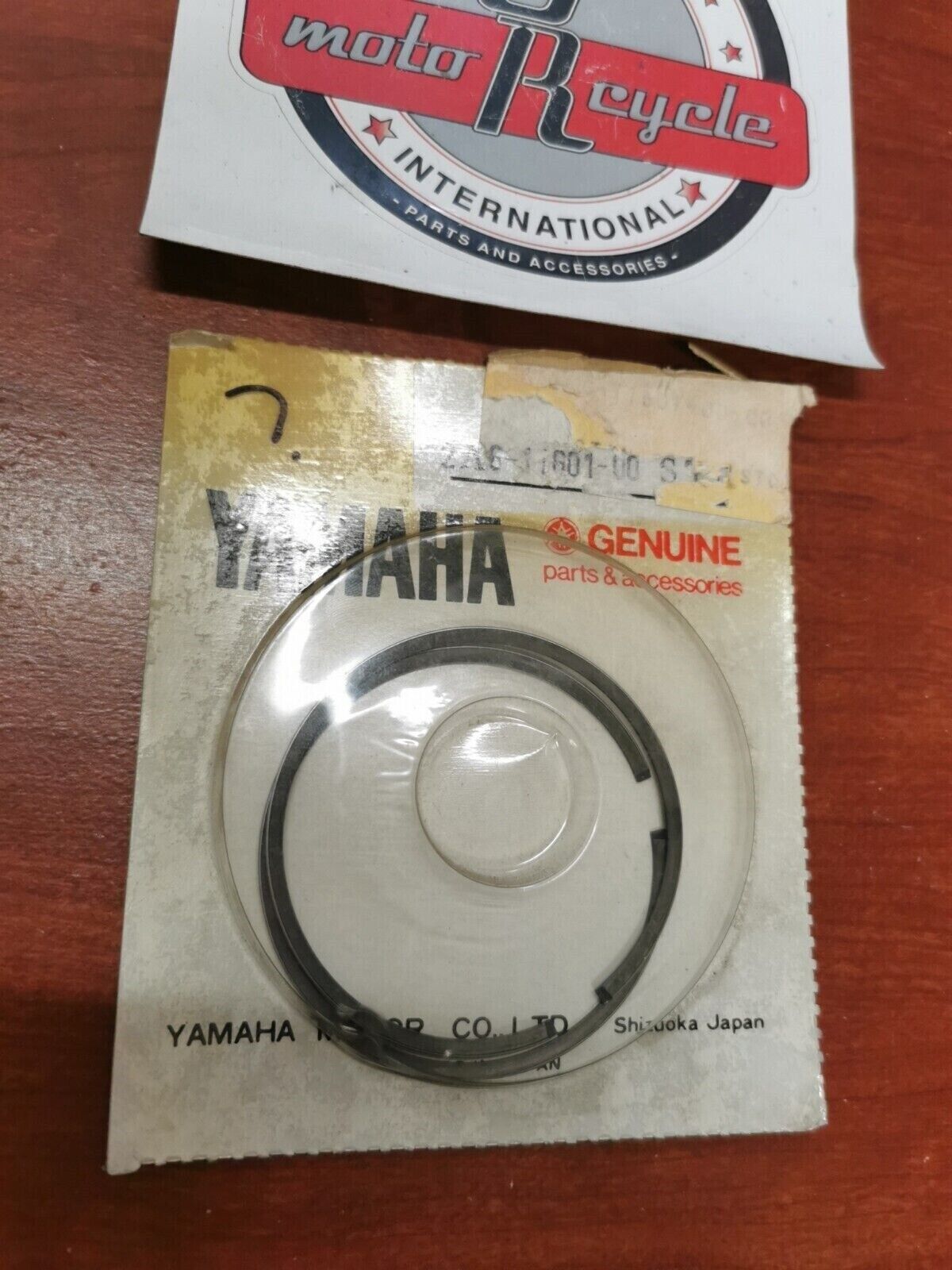 NOS Yamaha 1979 ET300C PISTON RING SET STD 2A6-11601-00-00 Y86