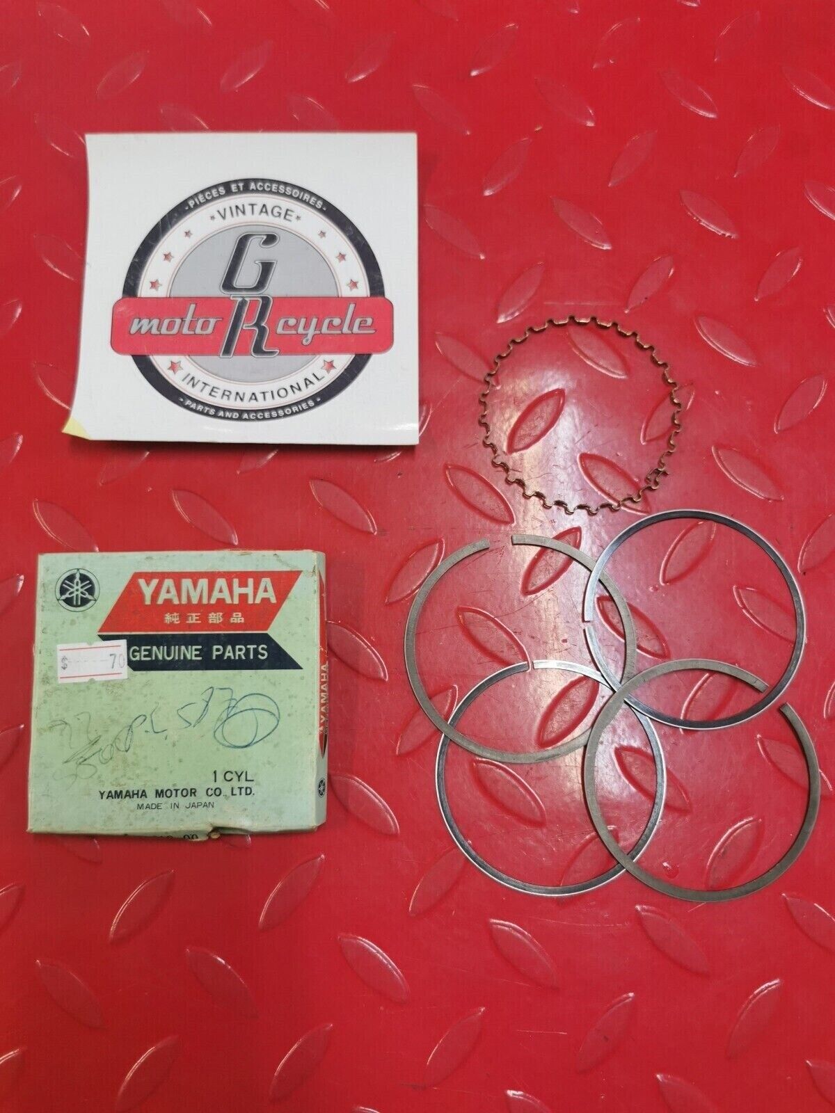 NOS YAMAHA XS500 TX500 PISTON RING SET STD 2F1-11610-00-00 Y27