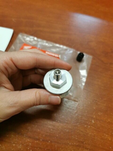NOS Honda 1984 - 1986 CR80R FRONT FORK BOLT 51450-GC4-731 H152
