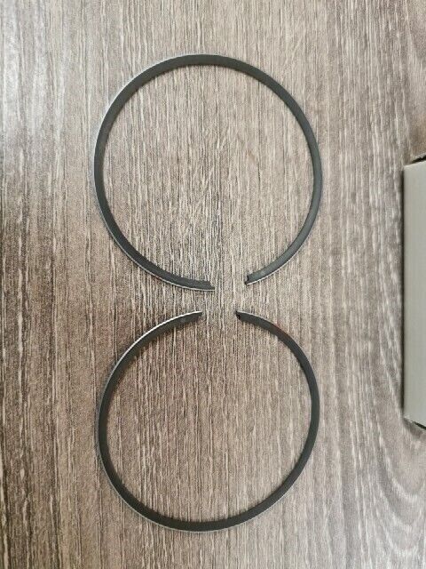 NOS HONDA CR80R 1985 RING SET 0.50 13142-GC4-672 H74