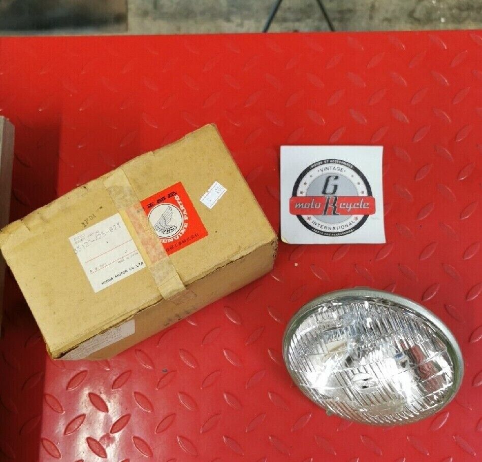 NOS HONDA CB650 CB750 CX500 1979 1980  HEADLIGHT UNIT 33120-425-671   H41