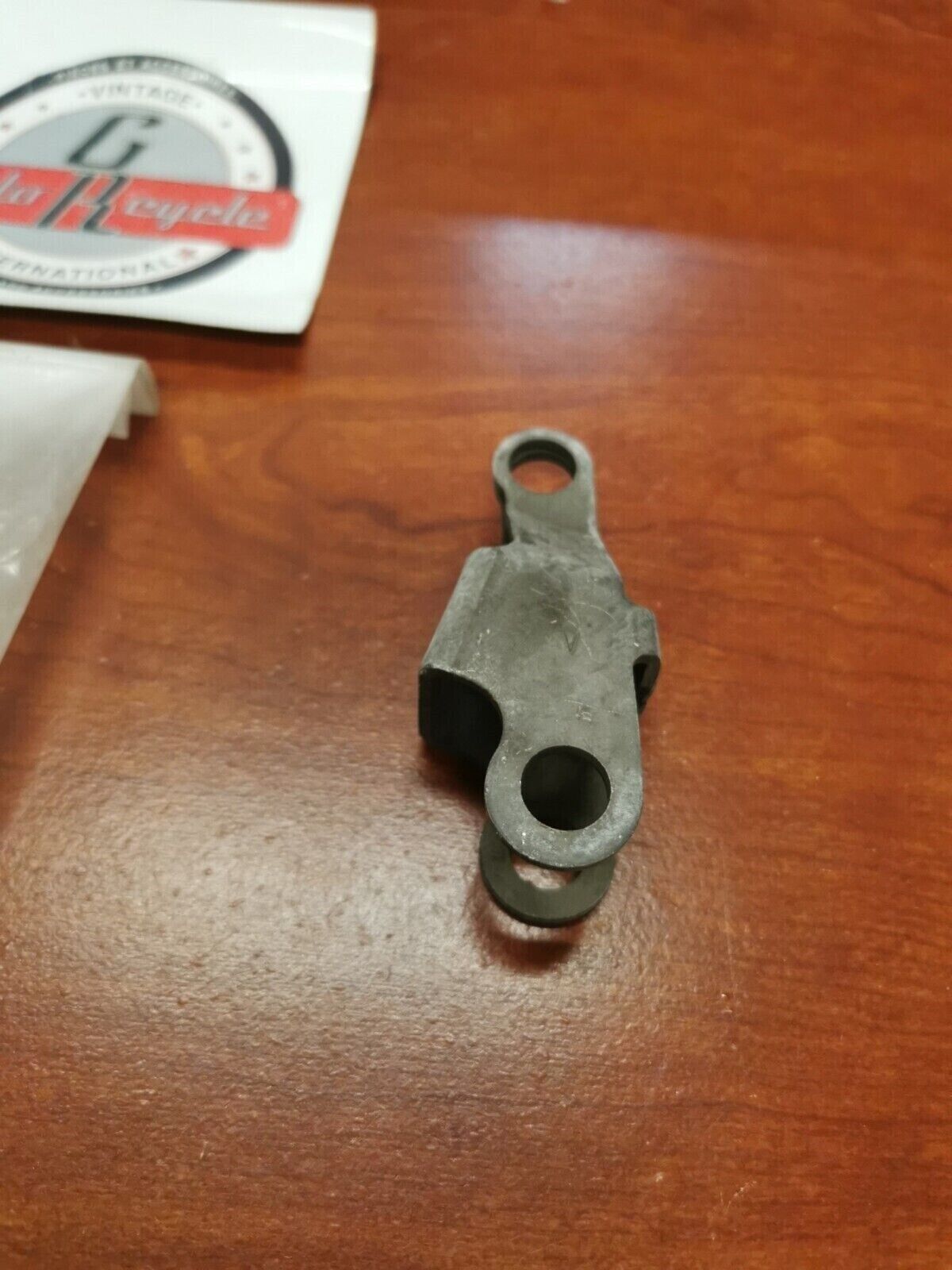 NOS Yamaha 1989 1990 ET400 1988 ET340 HOLDER 8V2-47613-00-00 Y86