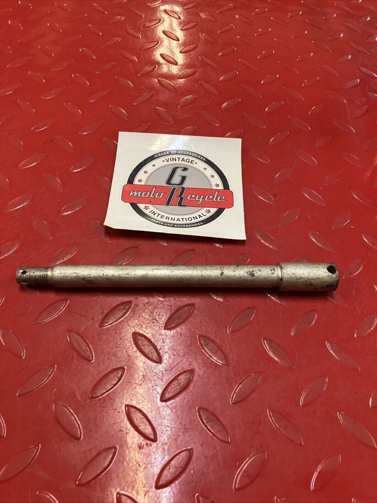 Yamaha RD400 1977 Front wheel axle bolt 1976 1978 3