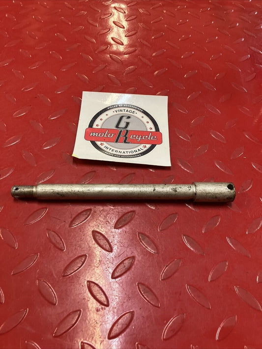 Yamaha RD400 1977 Front wheel axle bolt 1976 1978 3