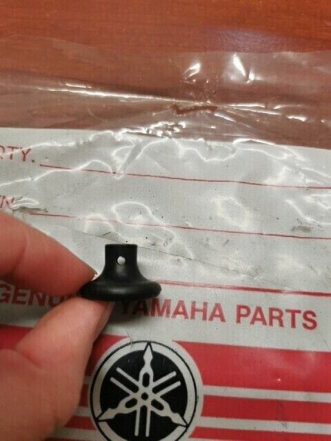 NOS Yamaha RD125 RD200 STARTER KNOB 389-14261-01-00 Y123
