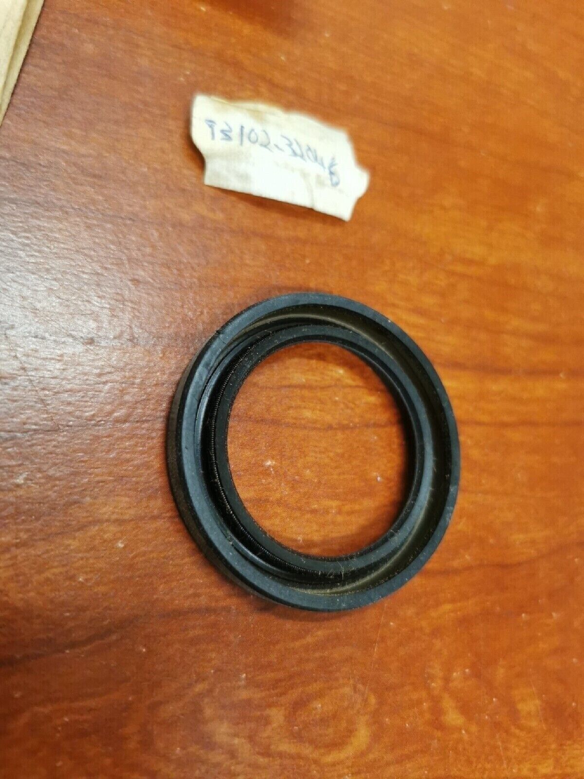 NOS Yamaha OIL SEAL 93102-32046-00 Y71