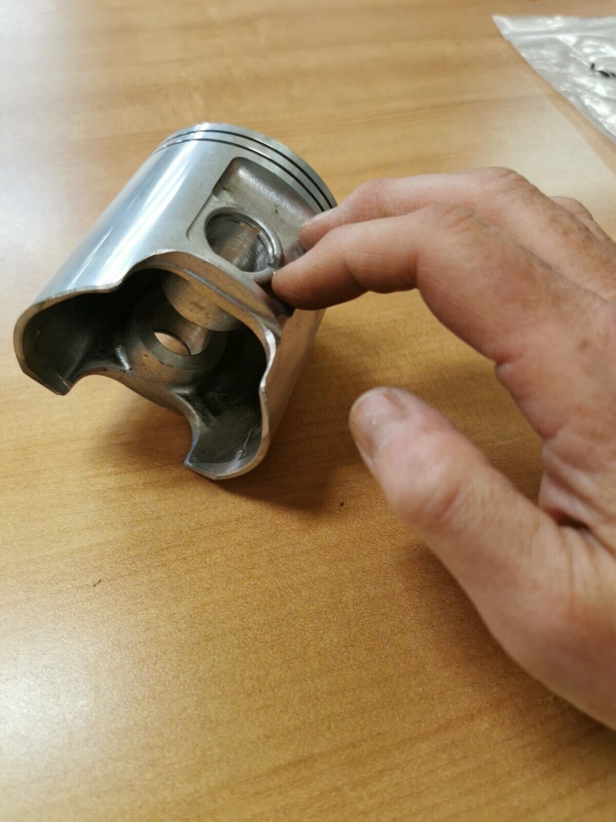 NOS SUZUKI RM250 1977 1978 PE250 1979 PISTON Superseded BY 12103-40891-050 S7