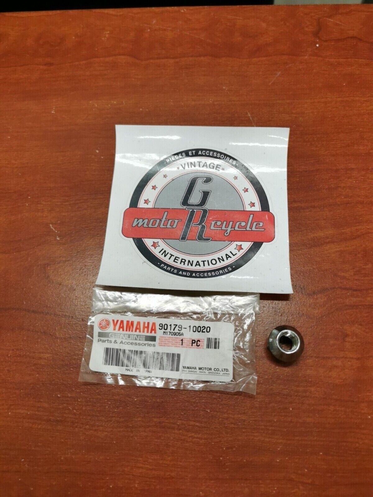 NOS Yamaha YFM550 YFM700 YFM45 NUT 90179-10020-00 Y83