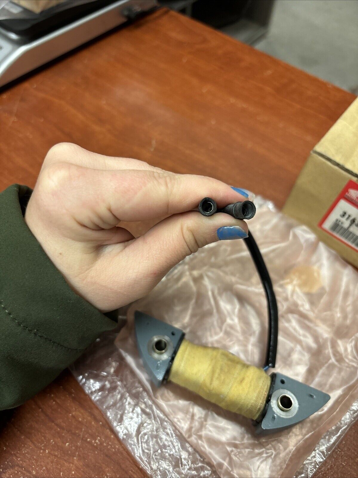 NOS Honda 1997 - 2000 2003 - 2007 8HP CHARGE COIL 31630-881-A01 H173