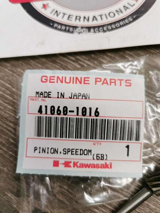 NOS KAWASAKI ZX550 GPZ750 ZG1000 1982 - 2004 PINION SPEEDOMETER 41060-1016 K30