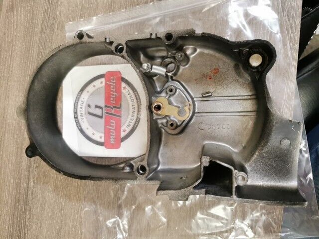 NOS Yamaha CS5 RD200 1974 - 1976 CRANKCASE COVER ASSY 337-15410-00-00 Y137