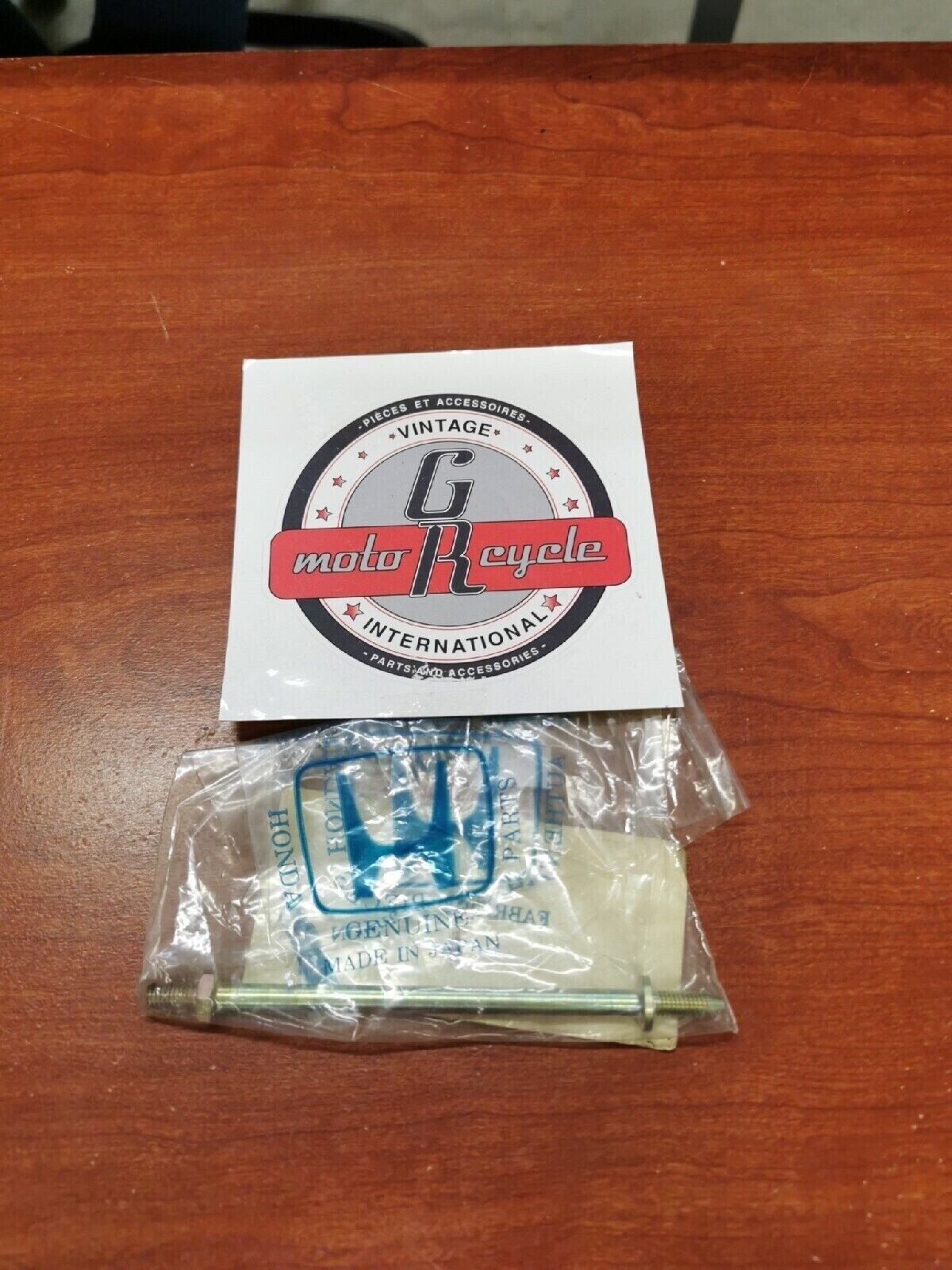 NOS Honda 1980 - 1984 XR200 79 XR185 BOLT, AIR CLEANER SETTING 90113-446-000 H36