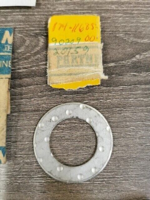 NOS YAMAHA BW80 PW80 YZ80 RC100S RD200 WASHER CRANK PIN 174-11685-00-00 Y169