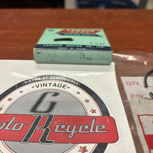 NOS Yamaha 1972 AT2 1972 1973 AT3 PISTON RING 0.50 316-11610-20-00 Y174