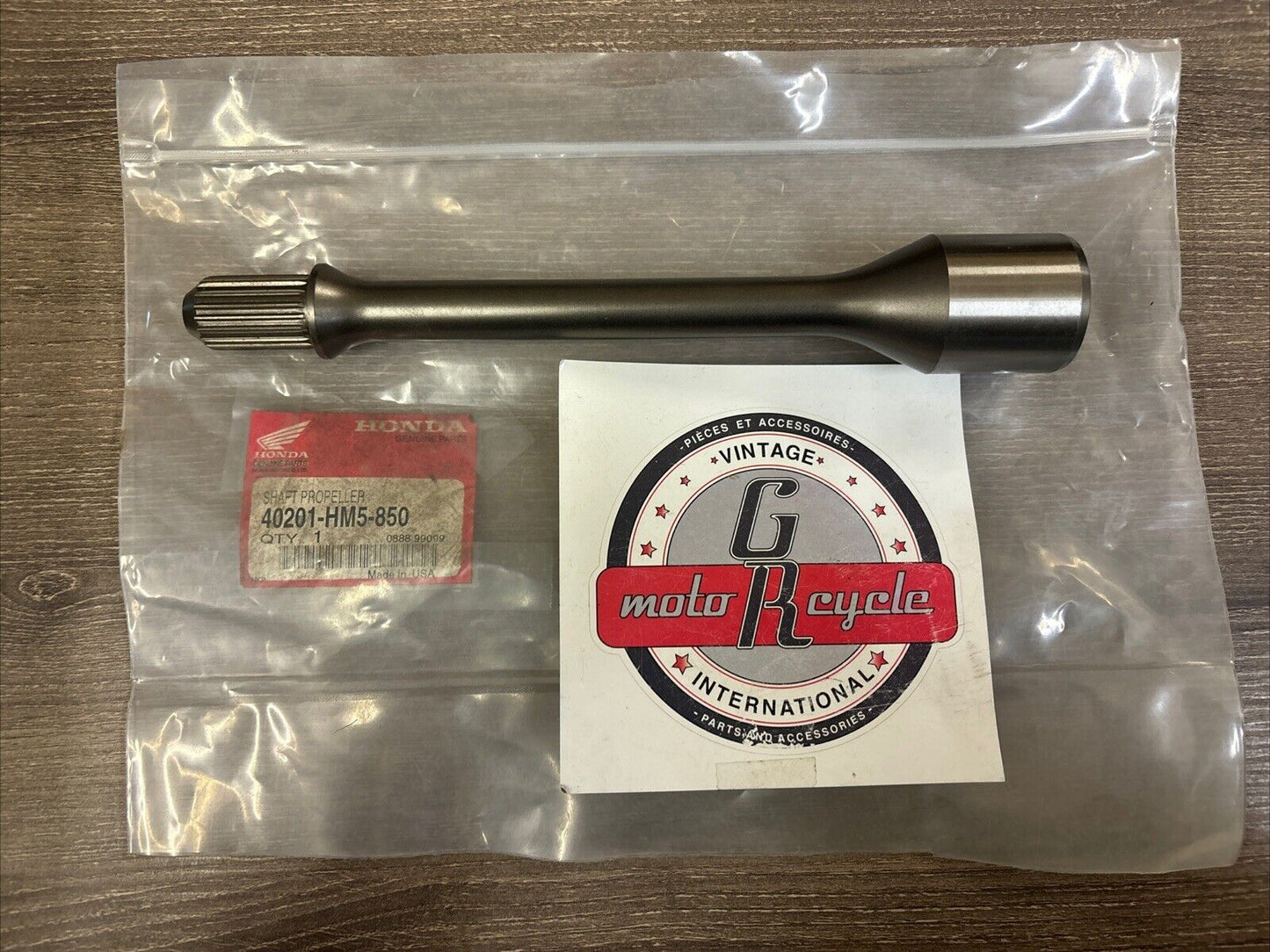 NOS Honda 1986 - 2000 TRX300 TRX300FW PROPELLER SHAFT 40201-HM5-850 H133