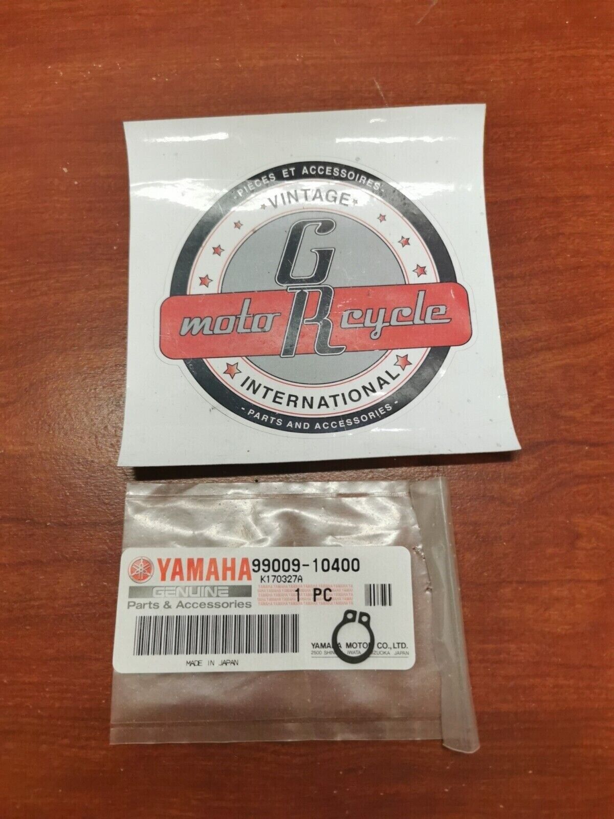 NOS Yamaha YZFR6 YZFR1 XSR700 XSR900 YFZ450 CIRCLIP 99009-10400-00 Y83