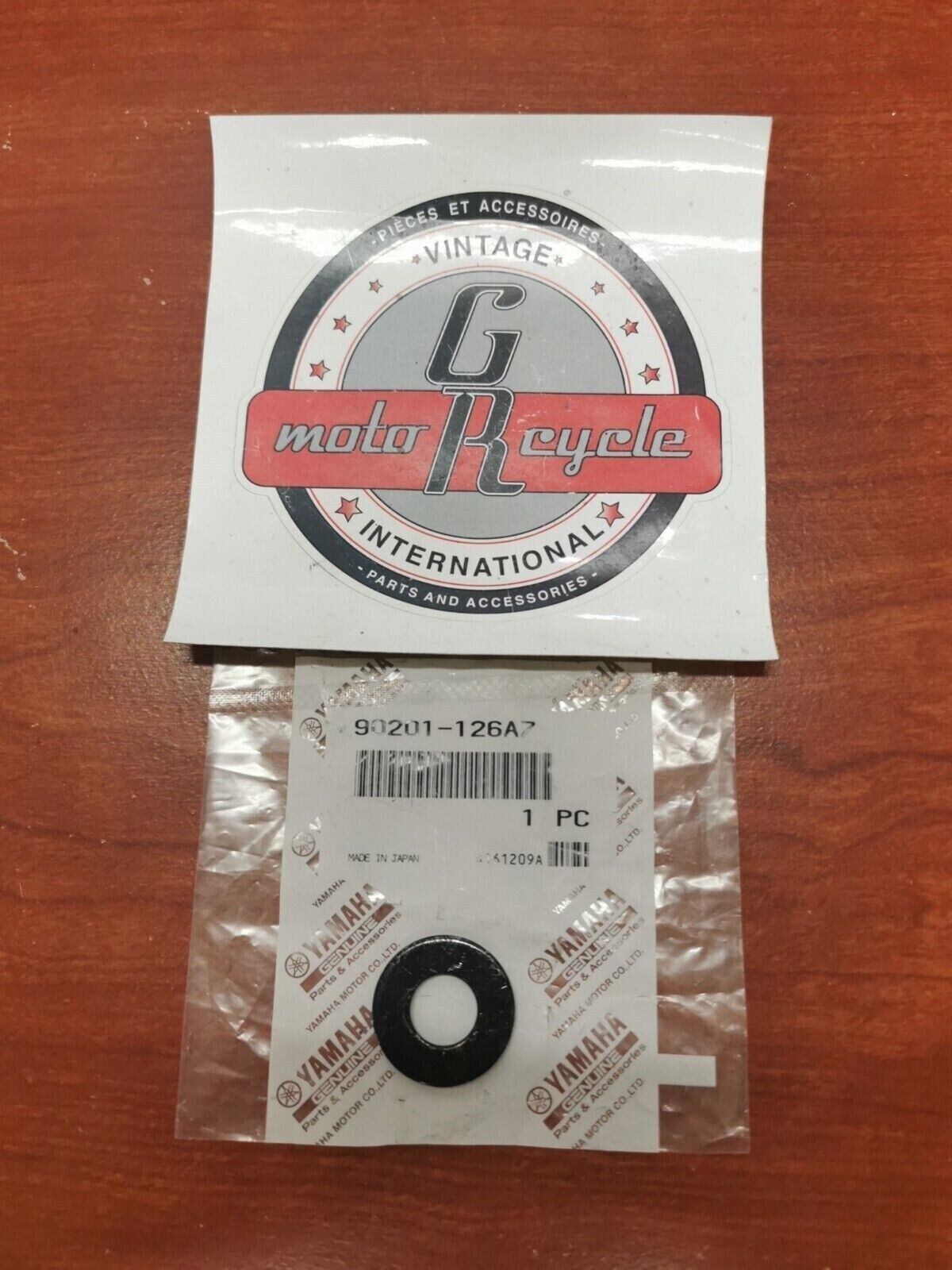NOS Yamaha FX10 DT125 GP338 GP440 PR440 CT2 CT3 PLATE WASHER 90201-126A7-00 Y81