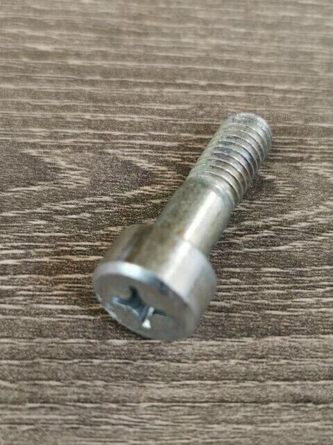 NOS HONDA C100 C102 C110  BOLT FRONT CUSHION 90149-001-010 H72