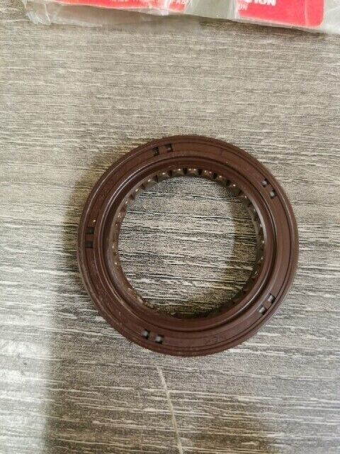 NOS SUZUKI LTA400 LT500F LTA500FC SEAL CRANKSHAFT UNDER OIL 12281-87J00 S54