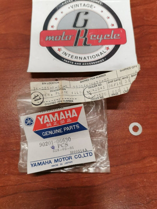NOS Yamaha YFA1 YFM125 PLATE WASHER 90201-06630-00 Y72