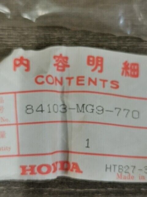 NOS HONDA GL1200A GL1200L GOLDWING  RUBBER TRUNK STAY 84103-MG9-770 H95