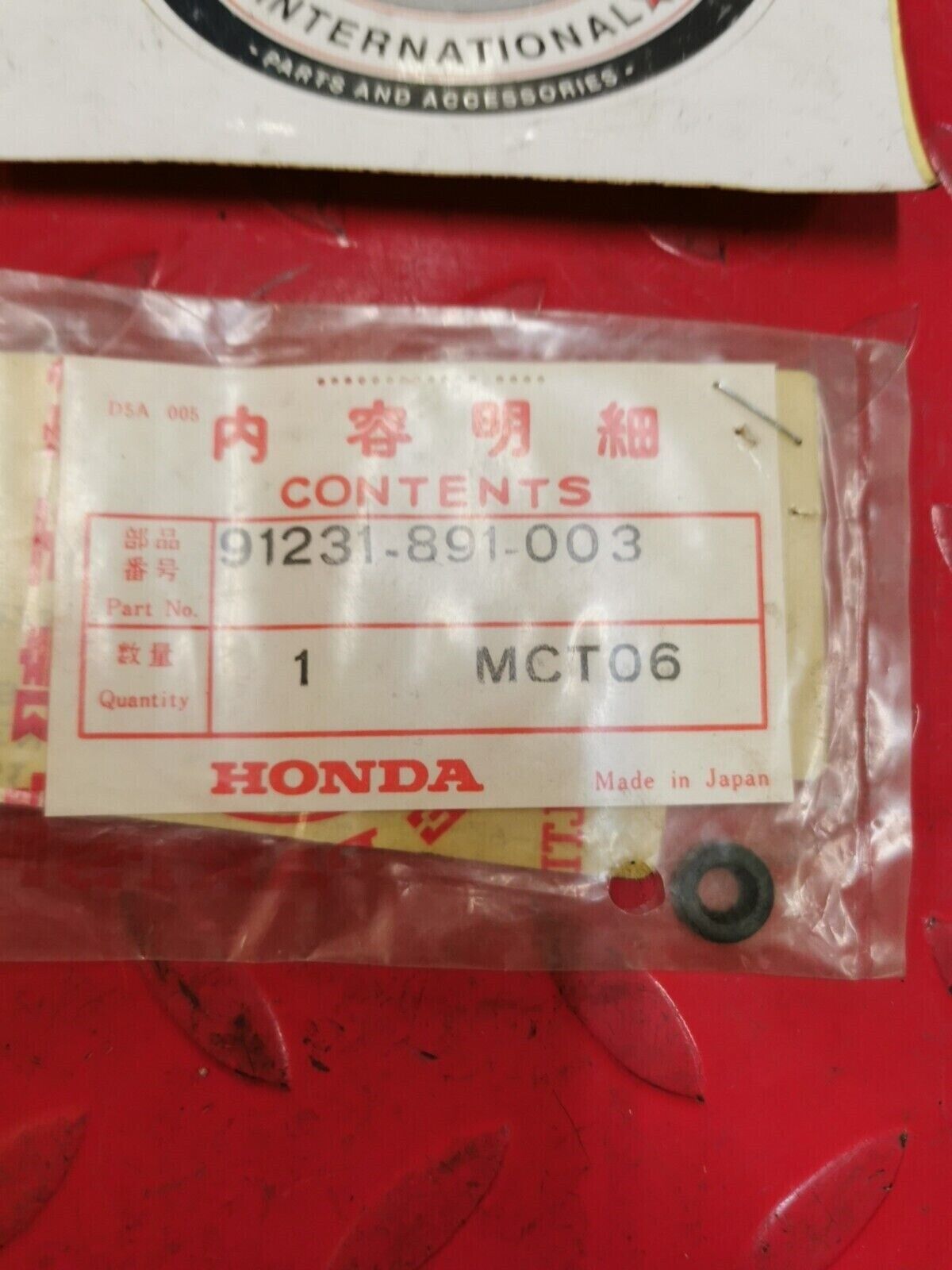 NOS Honda TRX400 TRX300 XR650 TRX700 TRX250 OIL SEAL 6X11X4 91231-891-003 H27
