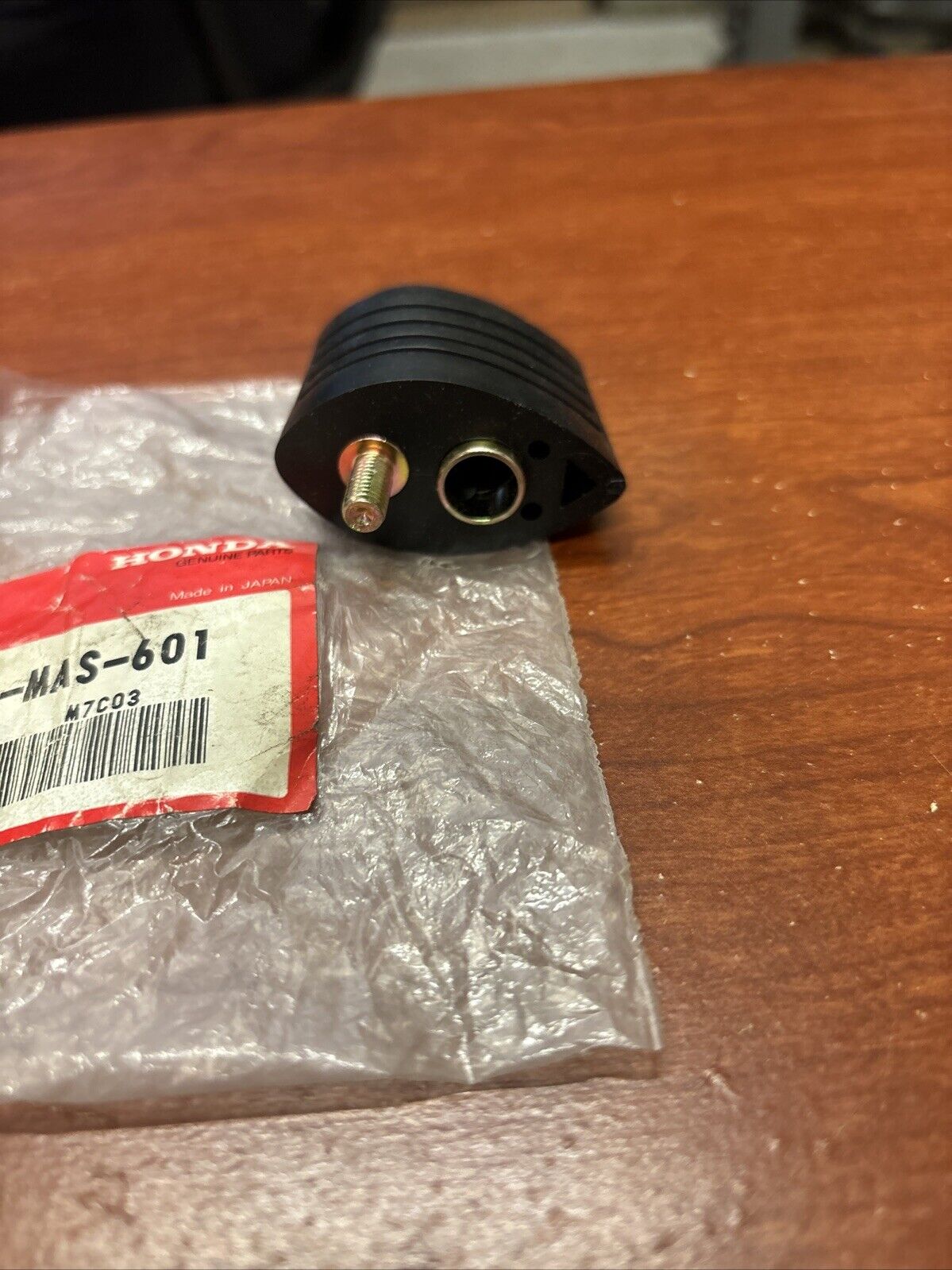 NOS Honda CB600F CB900F CBR1100XX CBR600F TURN SIGNAL STAY 33691-MAS-601 H172