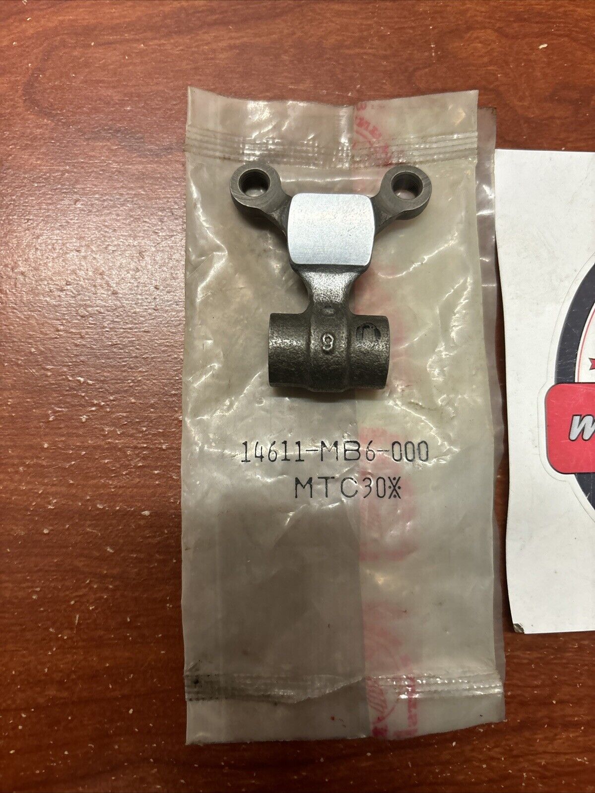 NOS Honda VF1000 VF1100 ROCKER ARM 14611-MB6-000 H183