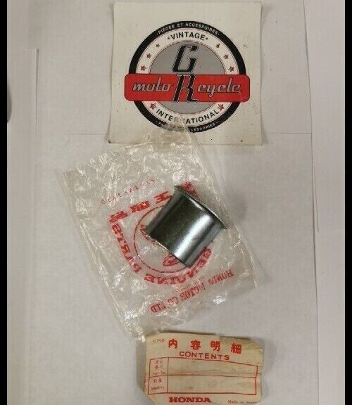 NOS HONDA CB250 COLLAR PIPE JOINT 18233-286-000 H70