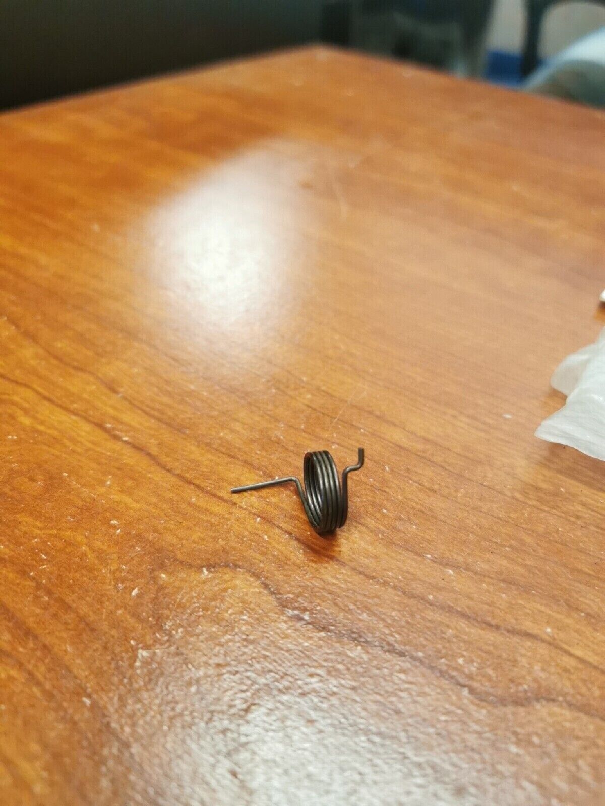 NOS Yamaha EF2000 EF1800 EF1400 EF1200 RETURN SPRING 732-15734-00-00 Y69