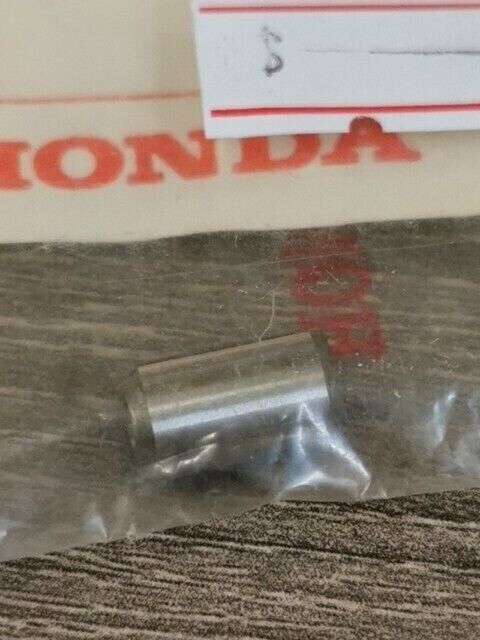 NOS HONDA C72 C77 1960 - 1964 PIN KNOCK 7X12  90705-259-020 H74
