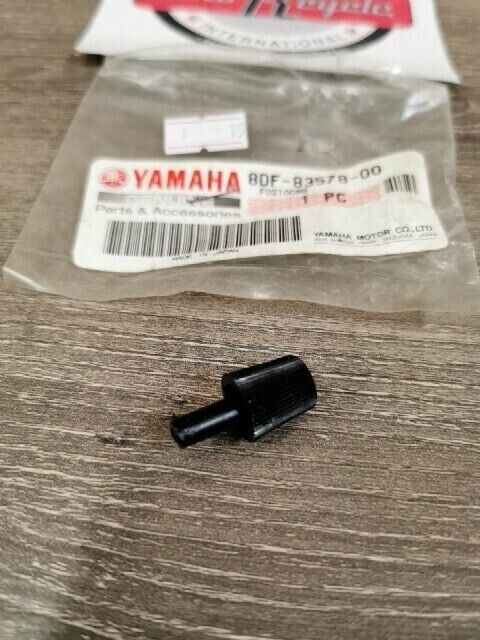 NOS YAMAHA VX600ERG SRX700 MM600G SX600D KNOB TRIP METER 8DF-83578-00-00 Y108