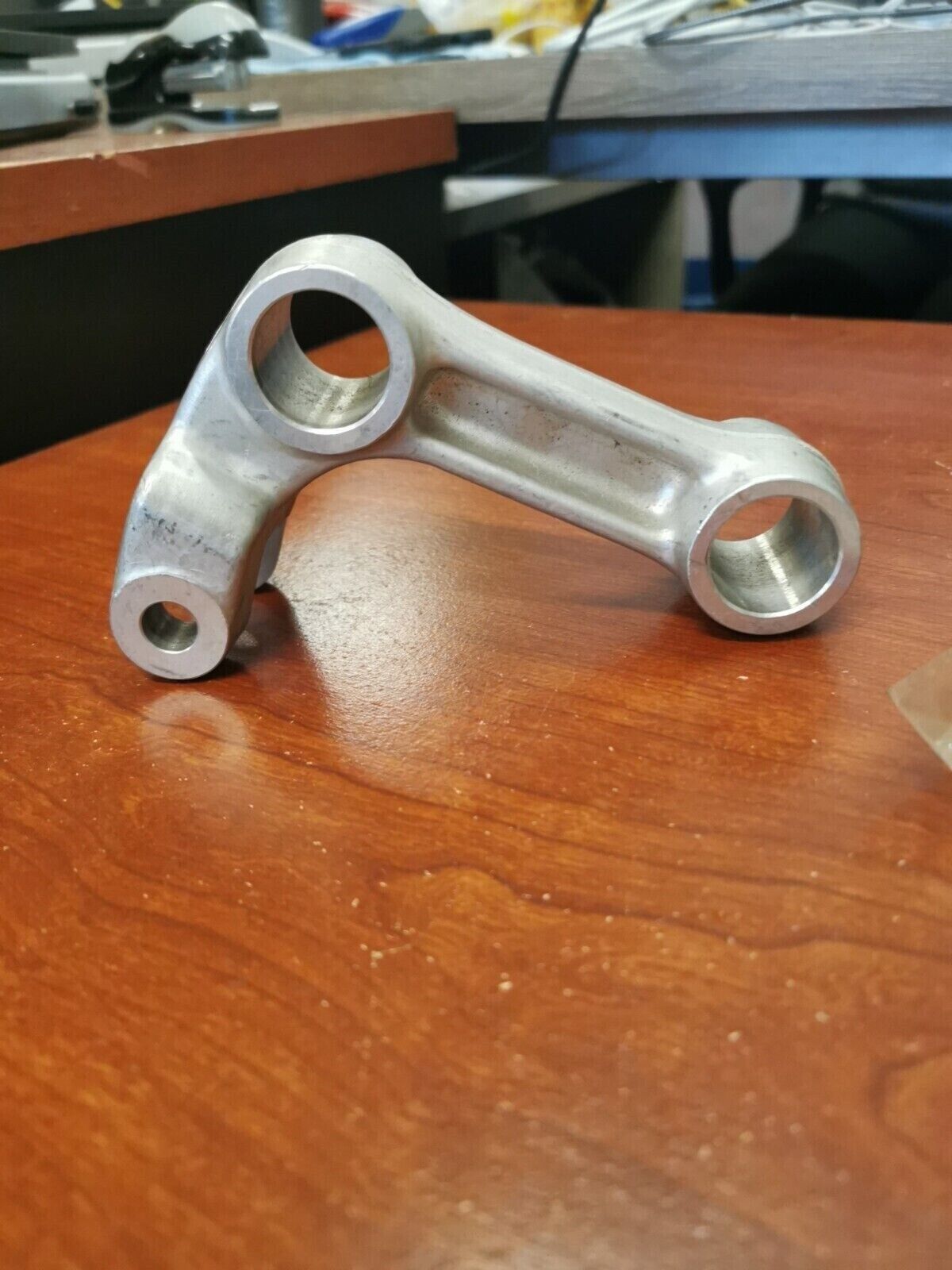 NOS Yamaha YZ125 YZ250 YZ490 RELAY ARM 1LX-2217A-00-00 Y85