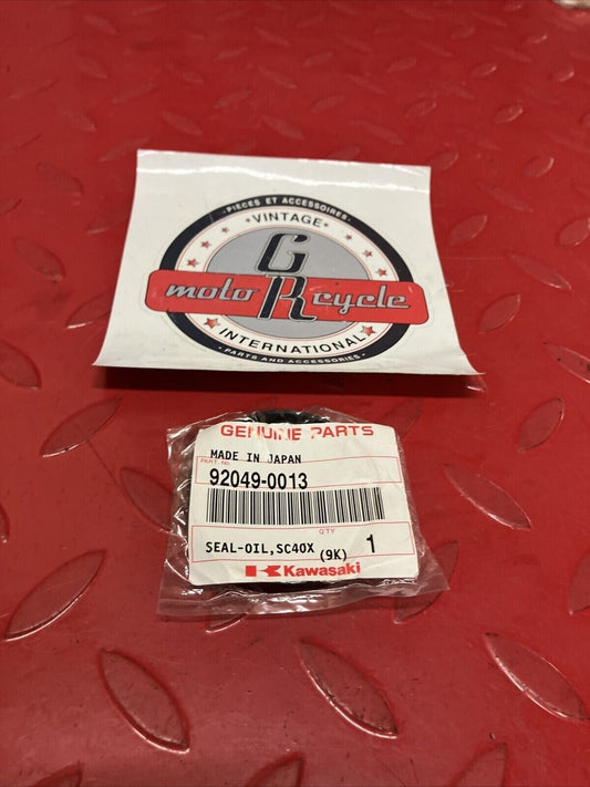 NOS KAWASAKI OIL SEAL SC40X 92049-0013 K14