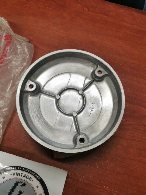 NOS Honda CB250 G5 K5 CB360 G P TK0 CL360 ALTERNATOR COVER 11431-369-000 H78