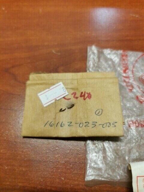NOS Honda C240 C310A S90 AIR SCREW 16162-023-005 H98