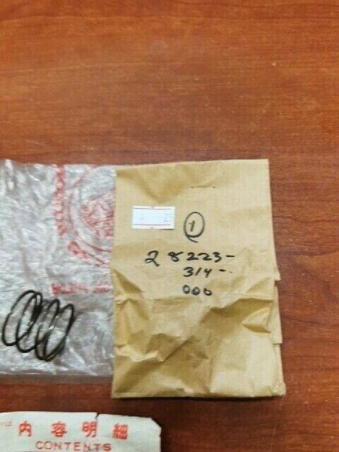 NOS Honda CB250 CB400 CM400 XL175 XL250 KICKSTARTER SPRING 28223-314-000 H69