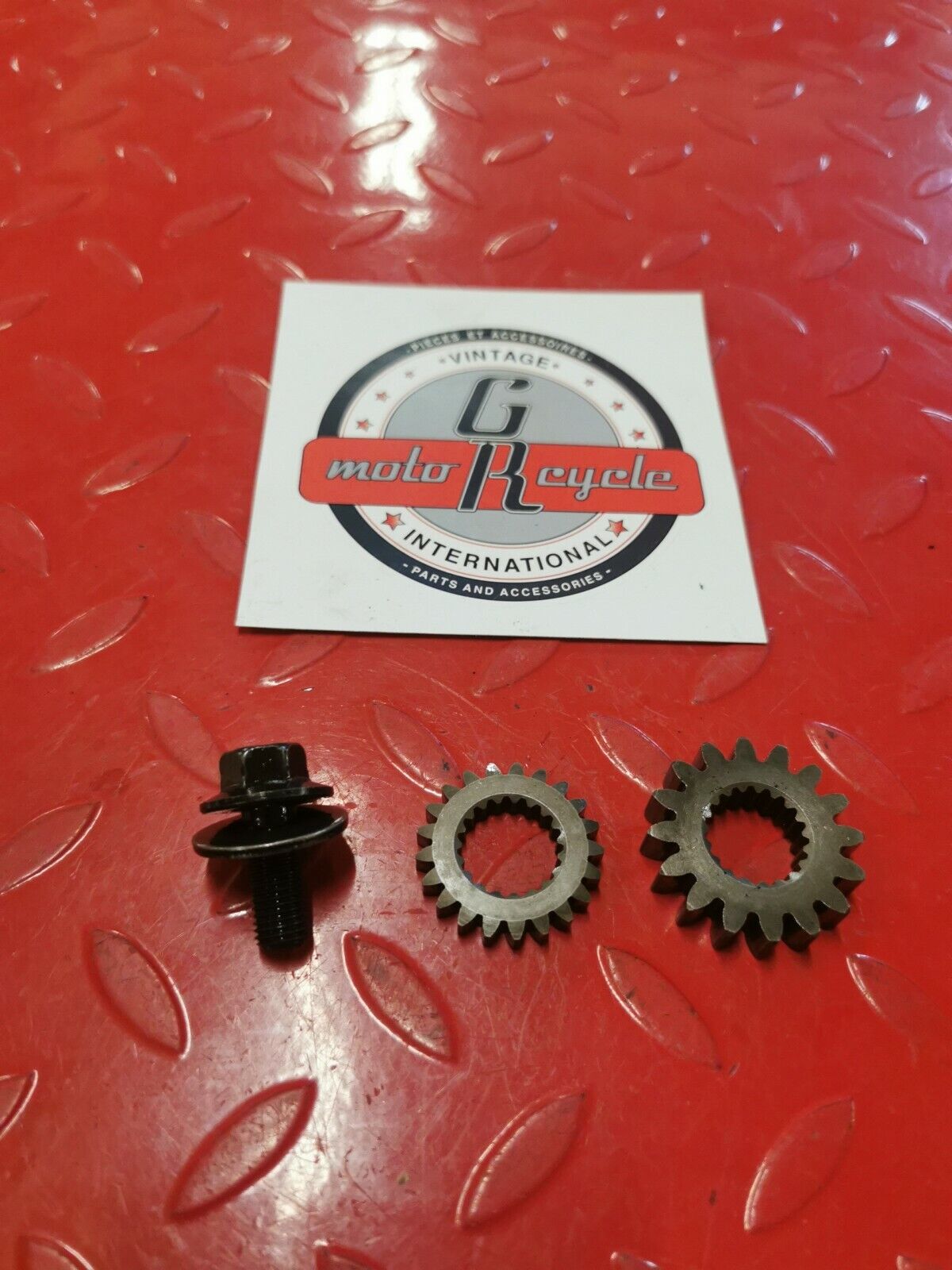 Honda CR125R 1982 primary drive oil pump gear bolt washer 13615-KA3-700 3