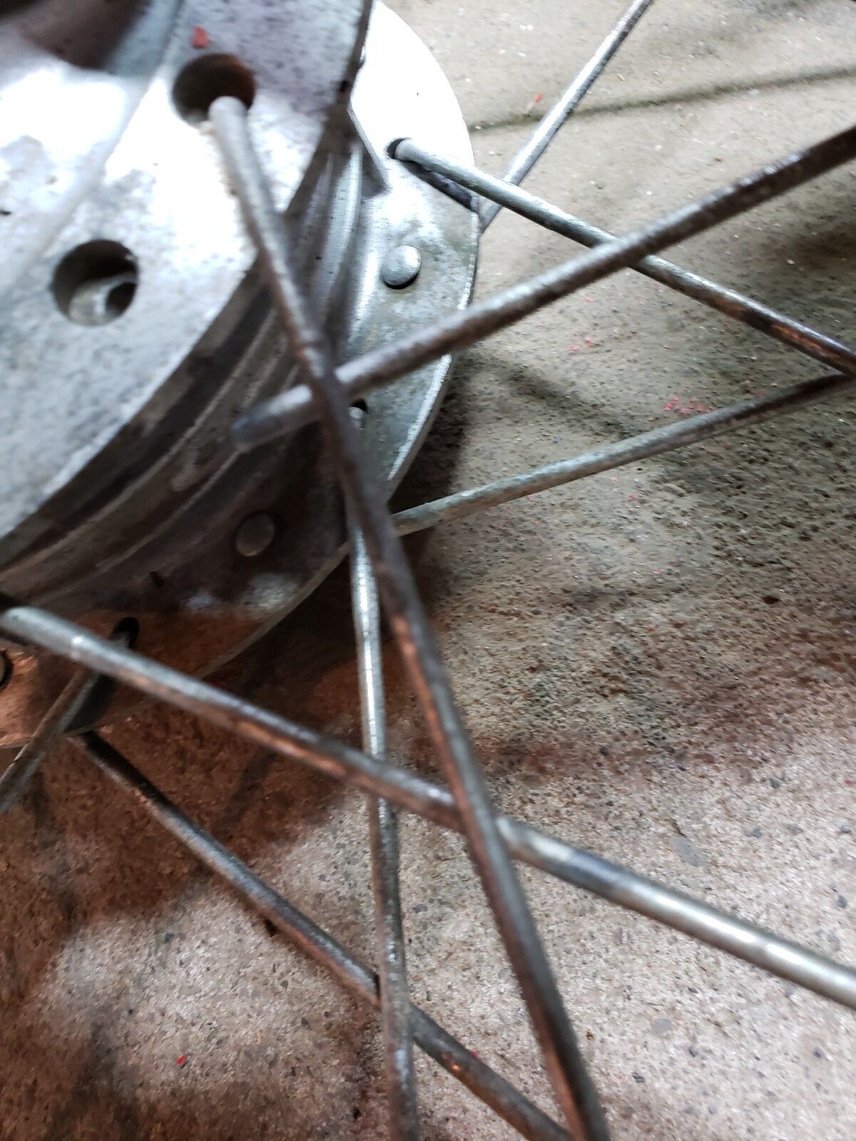 Honda CT125 1977 rear wheel hub rim 42610-401-680 CT 125