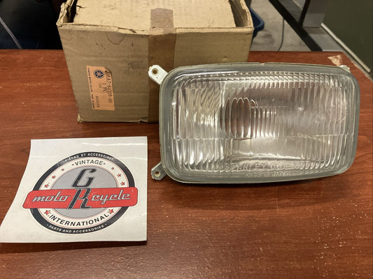 NOS Yamaha BR250 ET250 ET340 SRX440 VMX540 LENS 8A7-84320-00-00 Y165