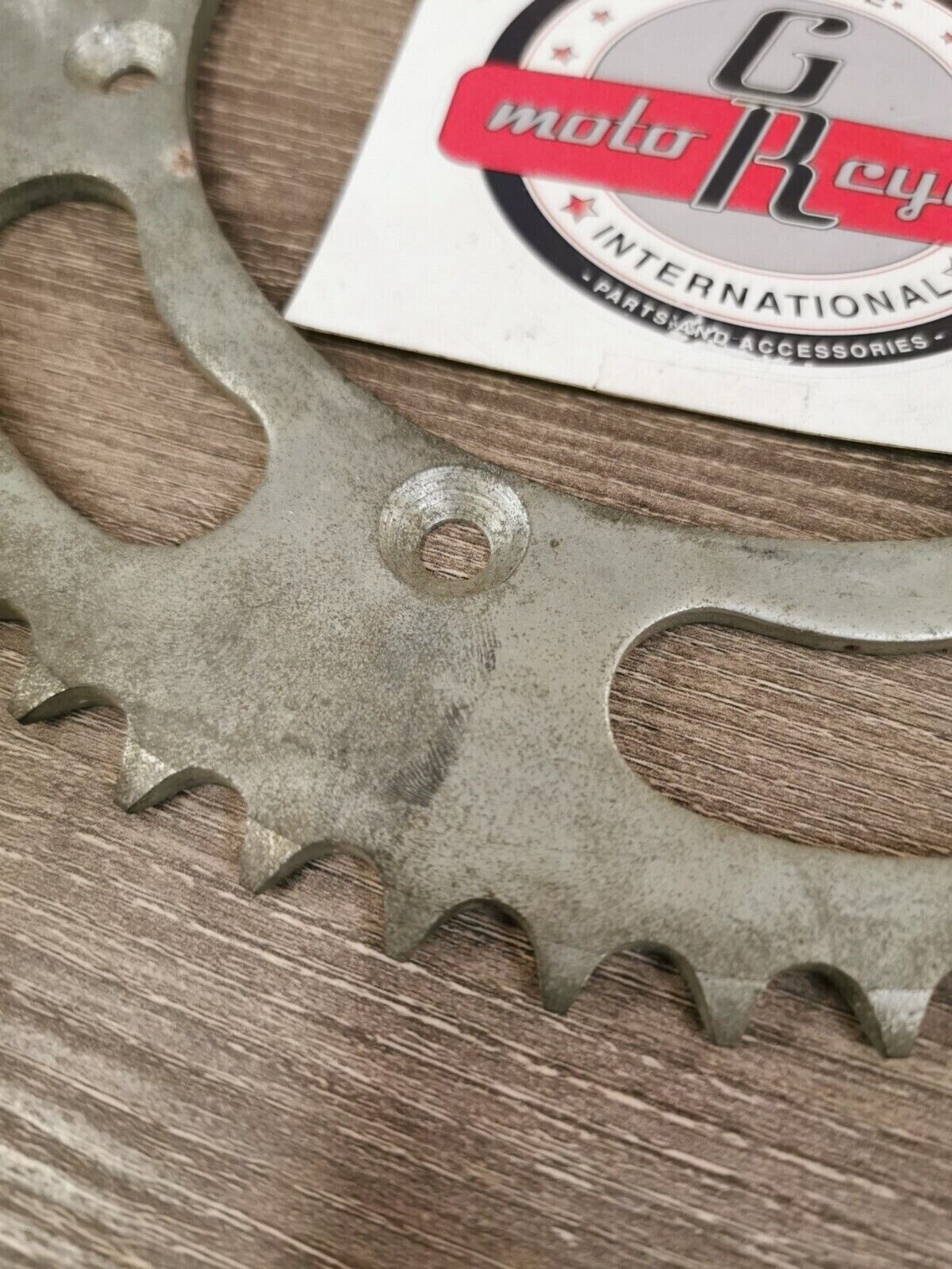 NOS HONDA CR250R CR450R 1981 SPROCKET  FINAL DRIVEN 54T STEEL 41203-KA4-810  H60