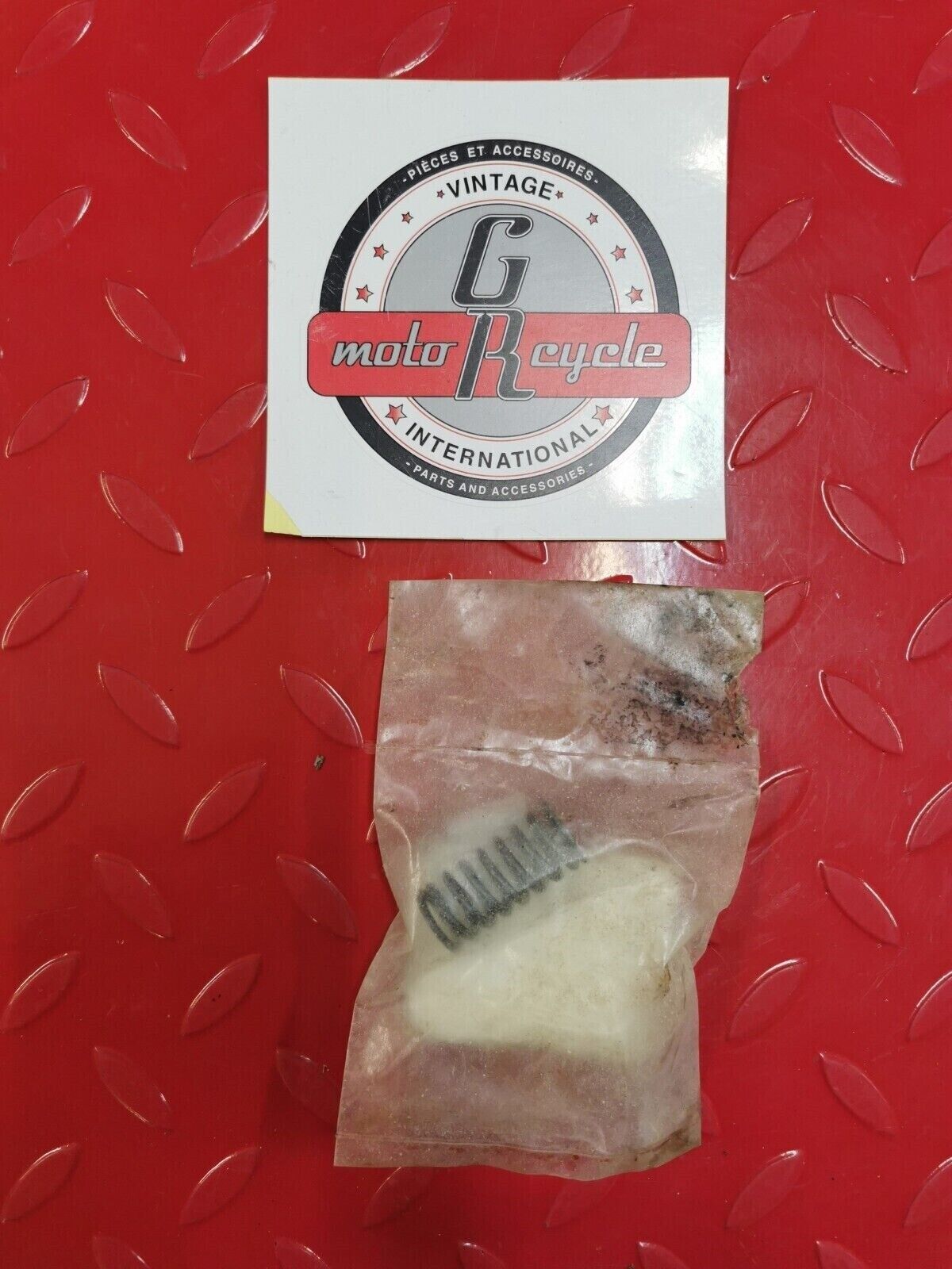 NOS Honda 1983 - 1984 1986 - 1999 CR125R CLUTCH SPRING 22401-KA3-710 H10