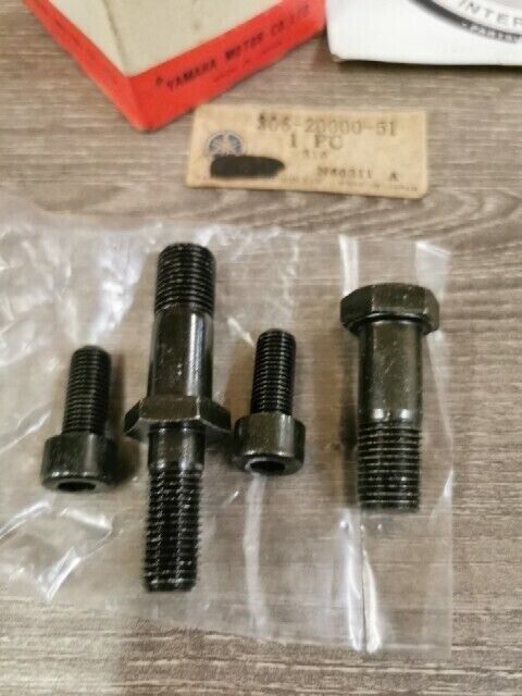 NOS YAMAHA TX750A RD350A TX750 XS2 CALIPER SEAL KIT 306-20000-51-00 Y114